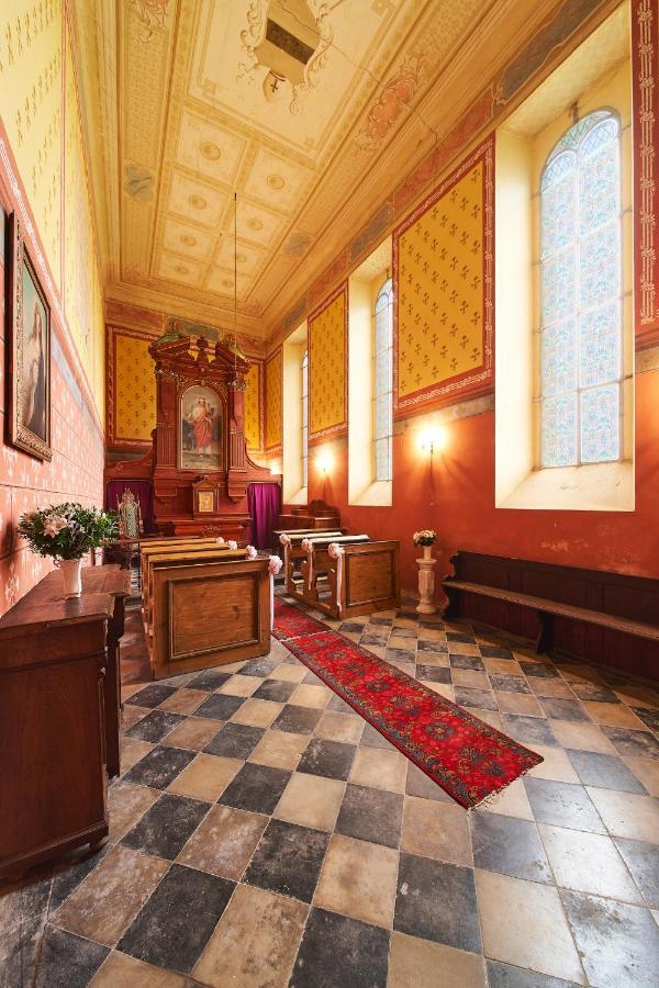 Penzion Zamek Lesany Netvořice Buitenkant foto